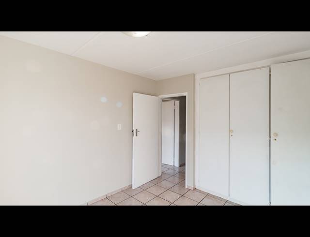 3 BEDROOM APARTMENT FOR SALE IN WELTEVREDEN PARK
